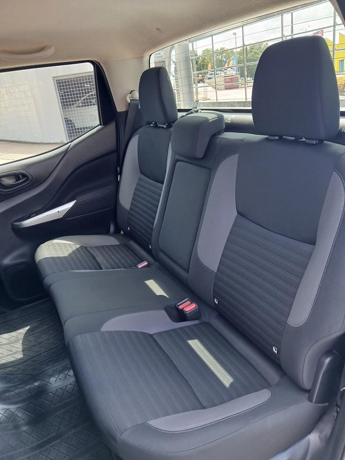 2021 Nissan Navara SL