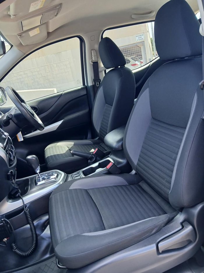 2021 Nissan Navara SL