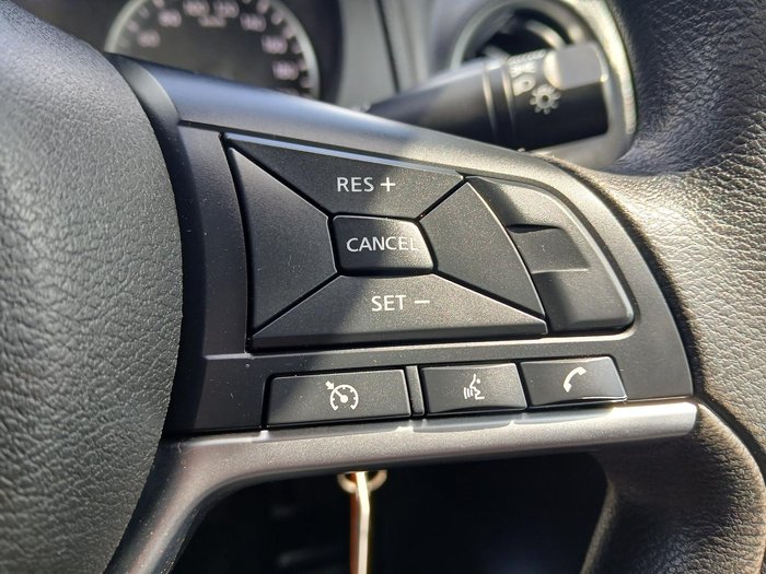 2021 Nissan Navara SL