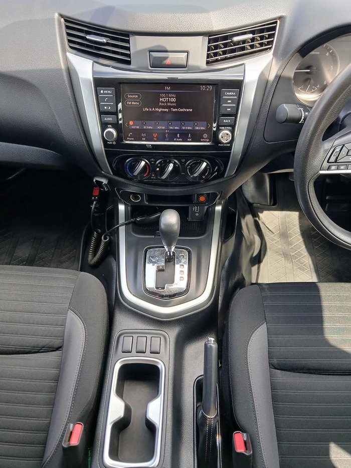 2021 Nissan Navara SL