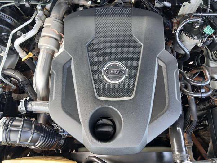 2021 Nissan Navara SL