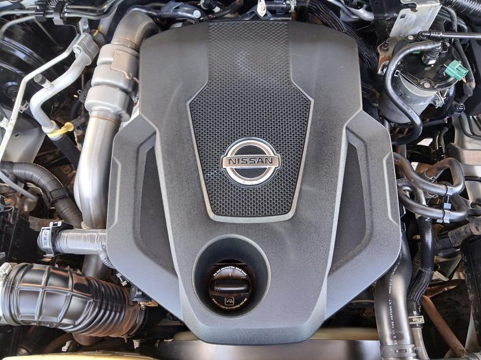 2022 Nissan Navara SL