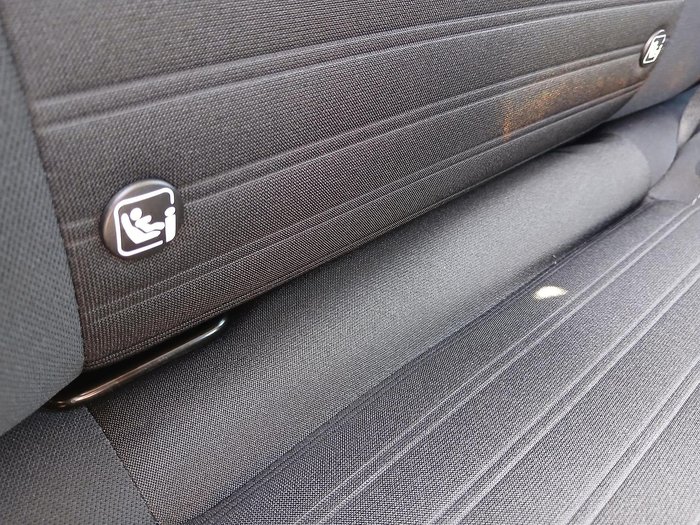 2022 Nissan Navara SL