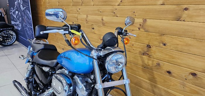 2011 Harley-davidson XL883L SUPER LOW Blue
