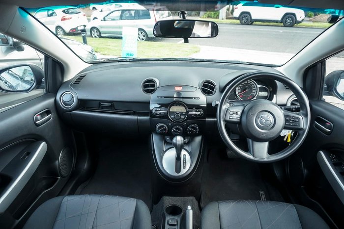 2014 Mazda 2 Neo Sport