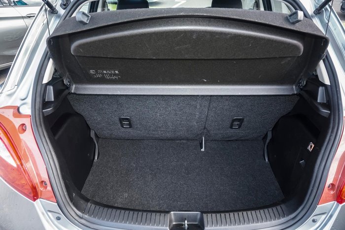 2014 Mazda 2 Neo Sport