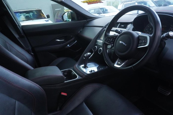 2020 Jaguar E-PACE P250 Chequered Flag