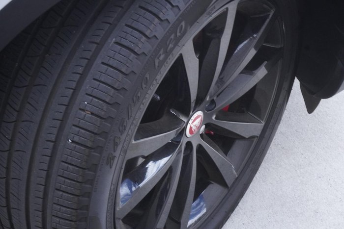 2020 Jaguar E-PACE P250 Chequered Flag