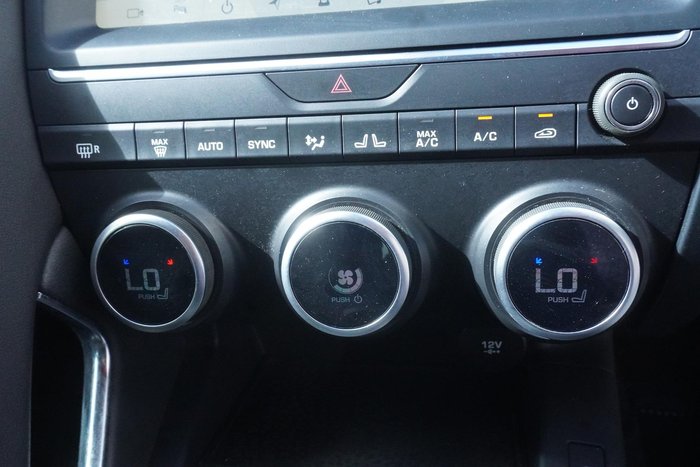 2020 Jaguar E-PACE P250 Chequered Flag