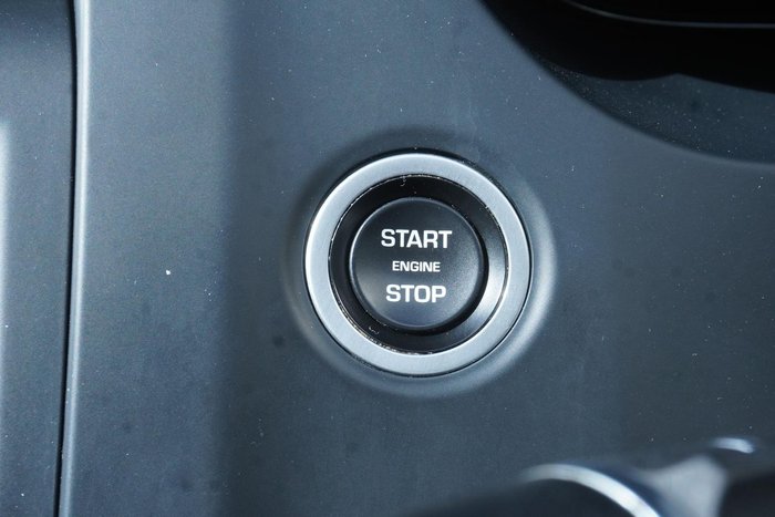 2020 Jaguar E-PACE P250 Chequered Flag