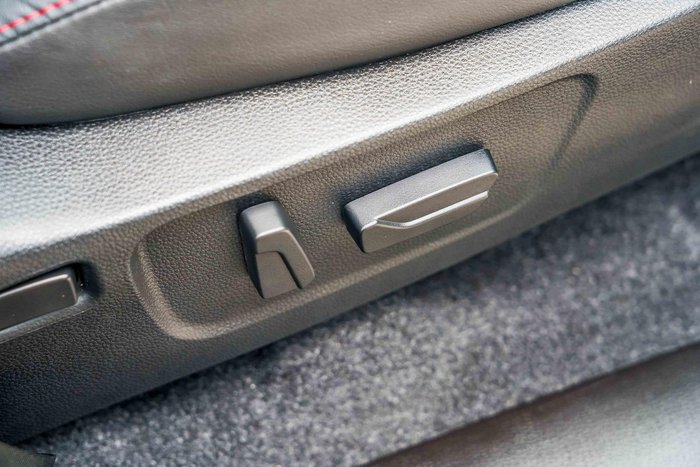 2024 Isuzu D-MAX X-TERRAIN MY24 4X4 Dual Range Basalt Black