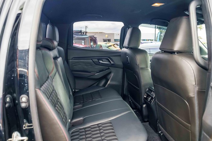 2024 Isuzu D-MAX X-TERRAIN MY24 4X4 Dual Range Basalt Black