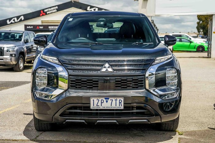 2024 Mitsubishi Outlander Black Edition