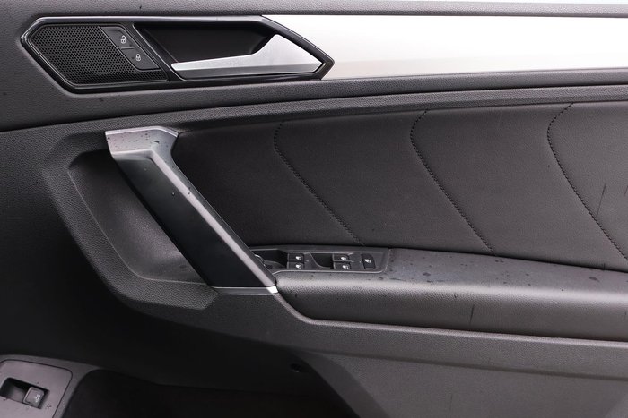 2016 Volkswagen Tiguan 110TDI Comfortline 5N MY17 Four Wheel Drive Pure White