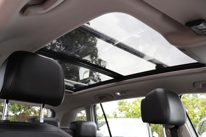 2016 Volkswagen Tiguan 110TDI Comfortline 5N MY17 Four Wheel Drive Pure White