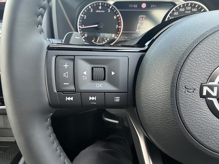 2025 Nissan X-TRAIL ST-L