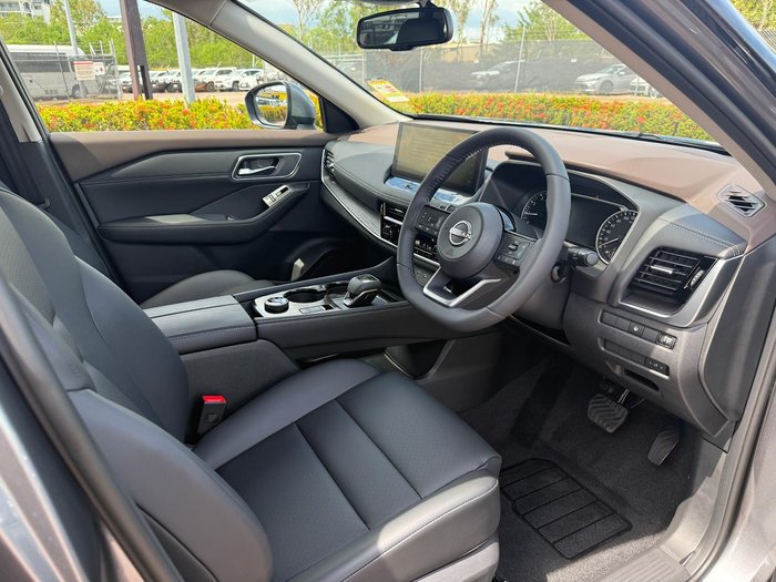 2025 Nissan X-TRAIL ST-L