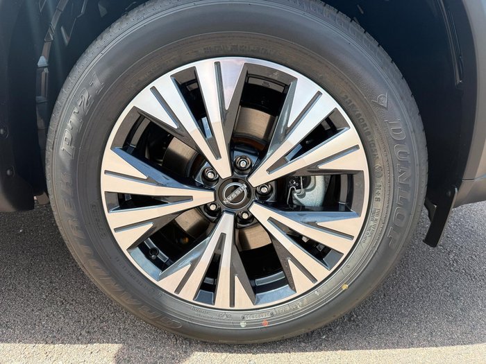 2025 Nissan X-TRAIL ST-L