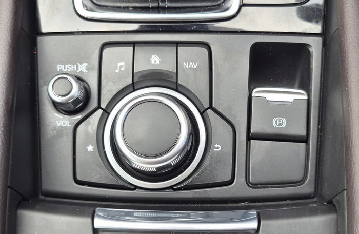 2016 Mazda 3 SP25 GT