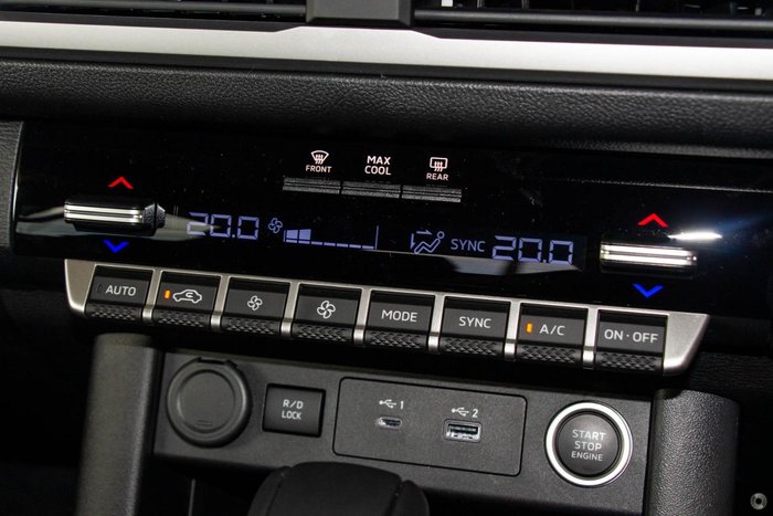 2025 Mitsubishi Triton GLS