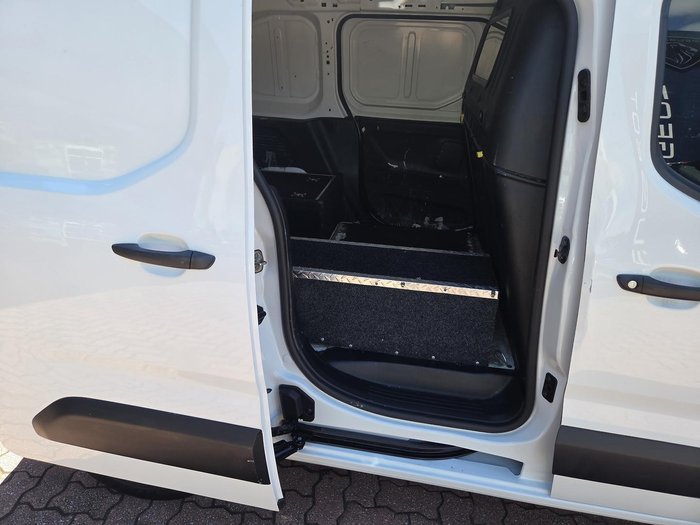 2020 Peugeot Partner 130 THP