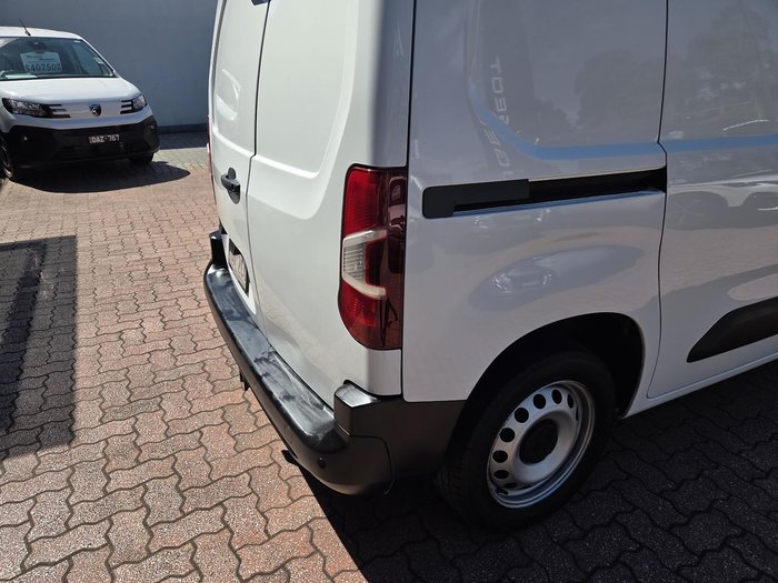 2020 Peugeot Partner 130 THP