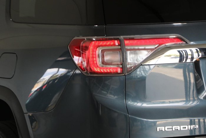 2018 Holden Acadia LT