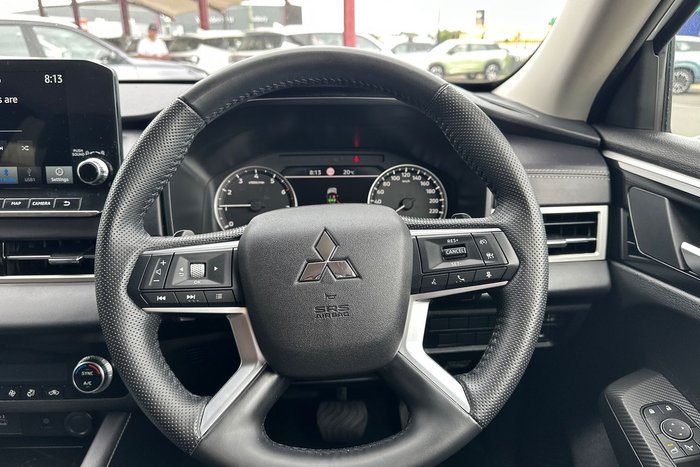 2024 Mitsubishi Outlander LS