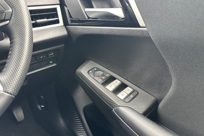 2024 Mitsubishi Outlander LS