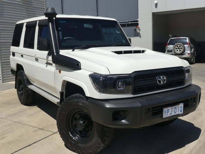 2021 Toyota Landcruiser