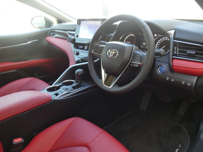 2023 Toyota Camry SX