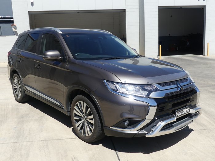 2021 Mitsubishi Outlander LS