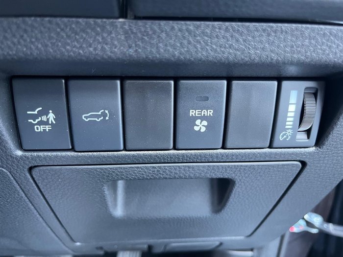 2025 Isuzu MU-X LS-U