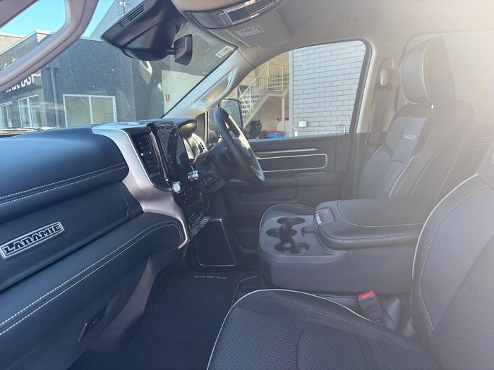 2024 RAM 2500 Laramie Rambox