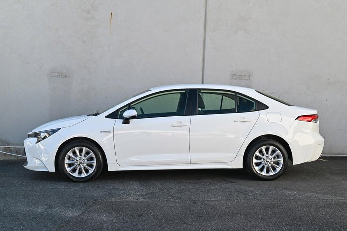 2022 Toyota Corolla Ascent Sport Hybrid ZWE211R Glacier White