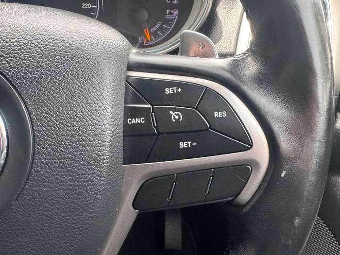 2020 Jeep Grand Cherokee Night Eagle