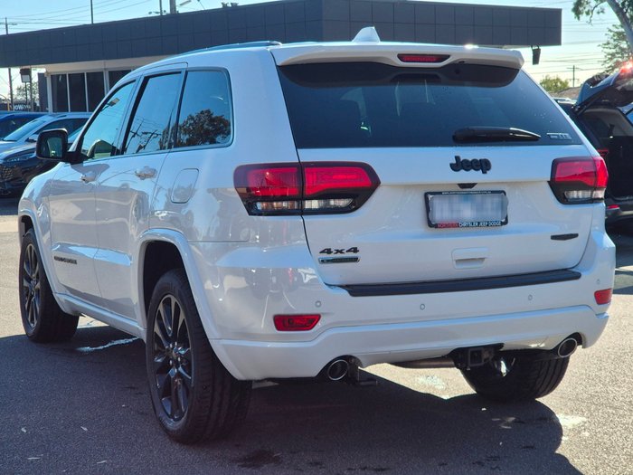 2020 Jeep Grand Cherokee Night Eagle