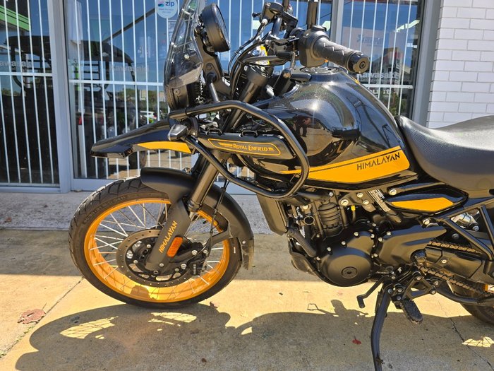 2025 ROYAL ENFIELD (SEE ALSO ENFIEL HIMALAYAN 450 Black