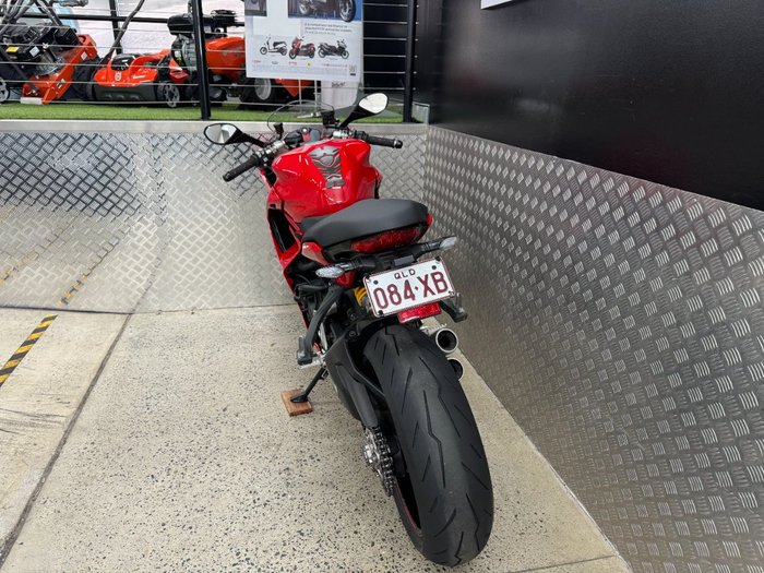 2022 DUCATI SUPERSPORT 950 RED