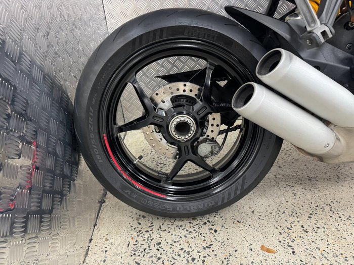 2022 DUCATI SUPERSPORT 950 RED