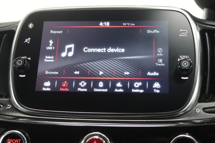 2021 Abarth 595 Scorpioneoro