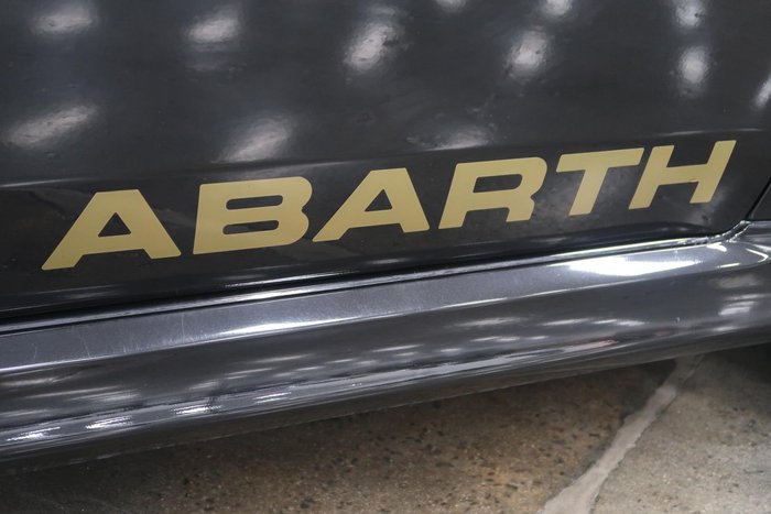 2021 Abarth 595 Scorpioneoro