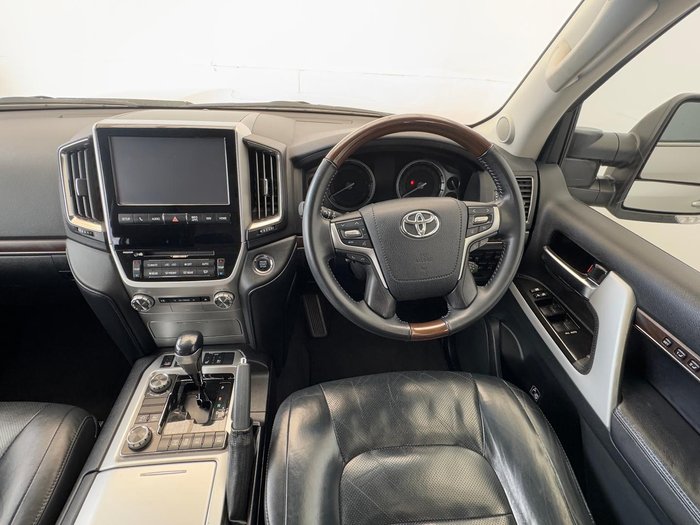 2016 Toyota Landcruiser Sahara