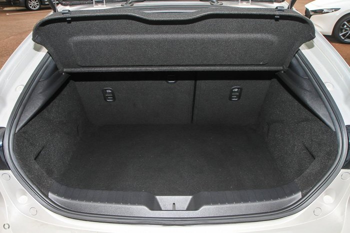 2025 Mazda 3 G20 Pure