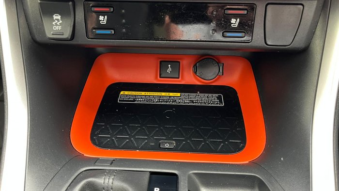 2020 Toyota RAV4 Edge