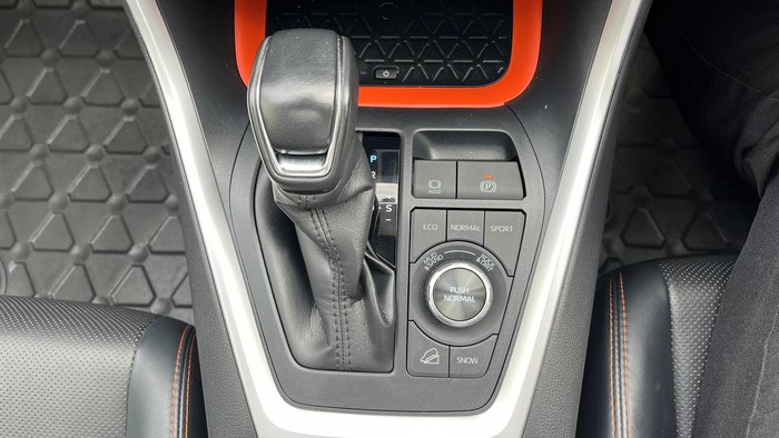 2020 Toyota RAV4 Edge