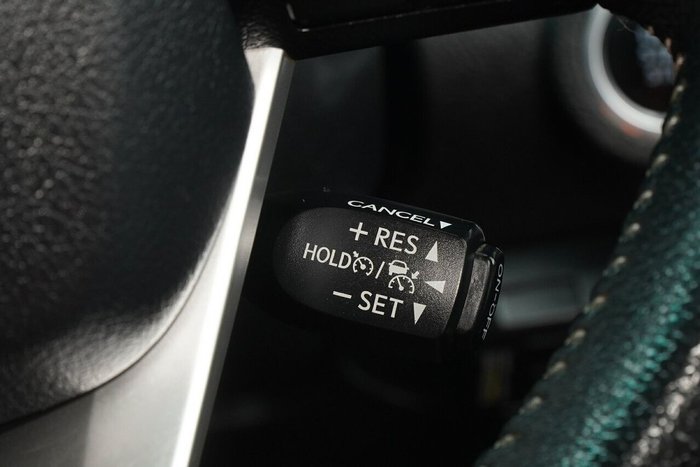 2020 Toyota Hilux SR5