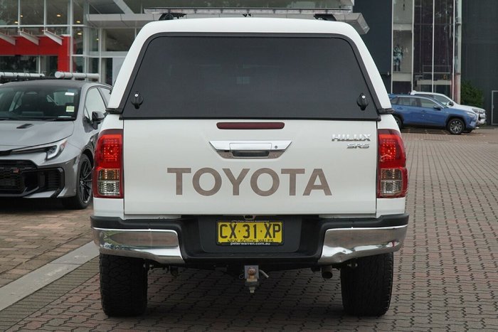 2020 Toyota Hilux SR5