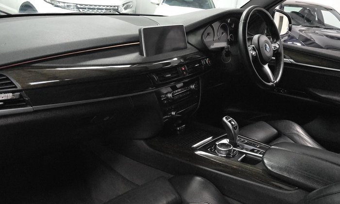 2015 BMW X5 xDrive30d F15 4X4 Constant Black Sapphire