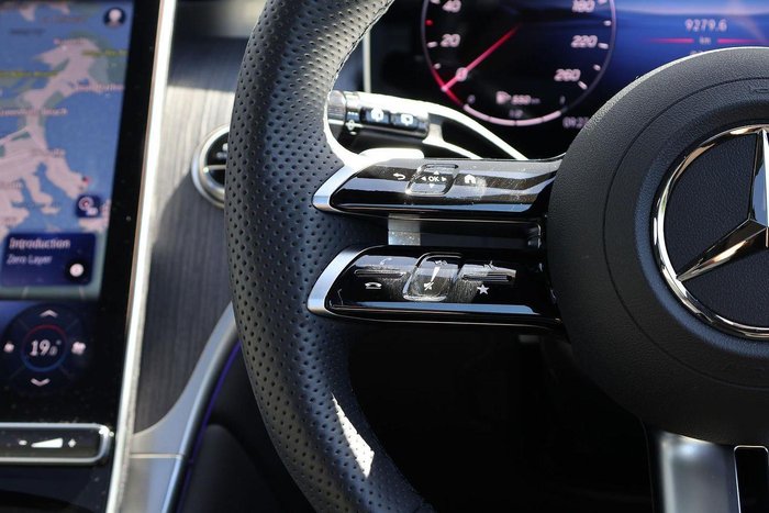 2025 Mercedes-Benz GLC-Class GLC300